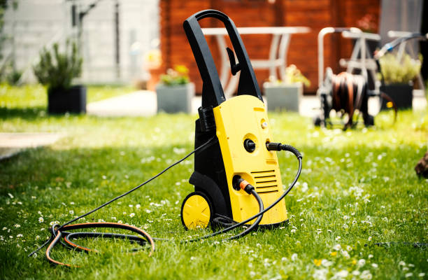 Best Gutter Cleaning  in Warrensville Heights, OH